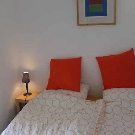 Semesterbostad Arielle By The Sea Comfortable De Zandloper